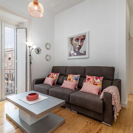 Guestready - Modern 2Bedroom Apartment In Graca Lisbon Bagian luar foto